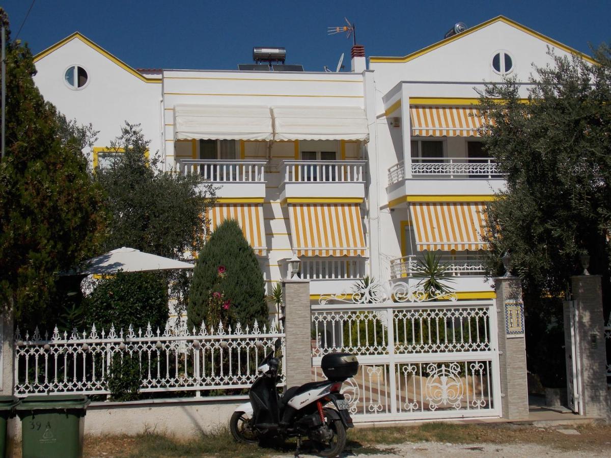 Ioli Apartments 리메나스 외부 사진