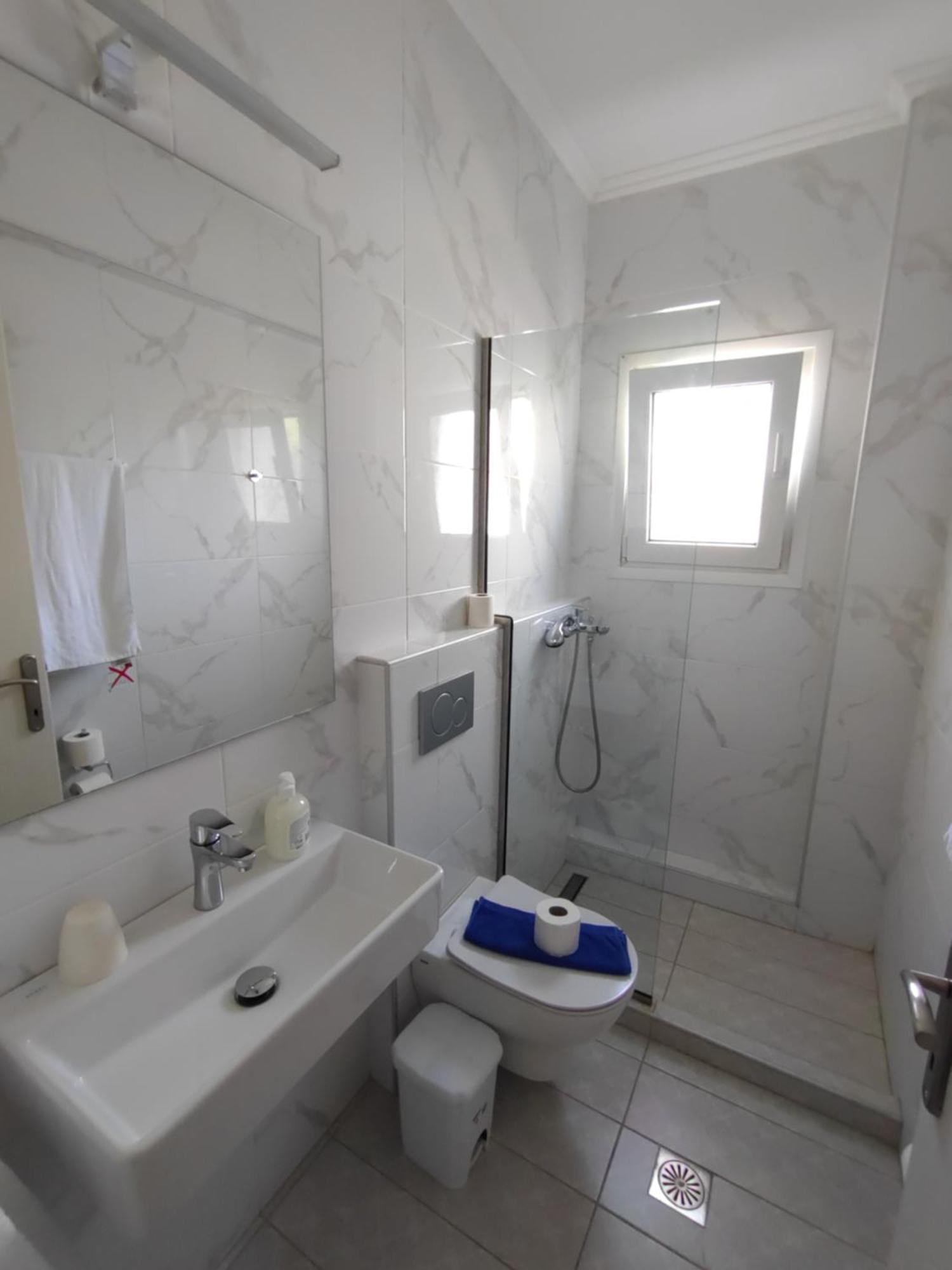 Ioli Apartments 리메나스 외부 사진